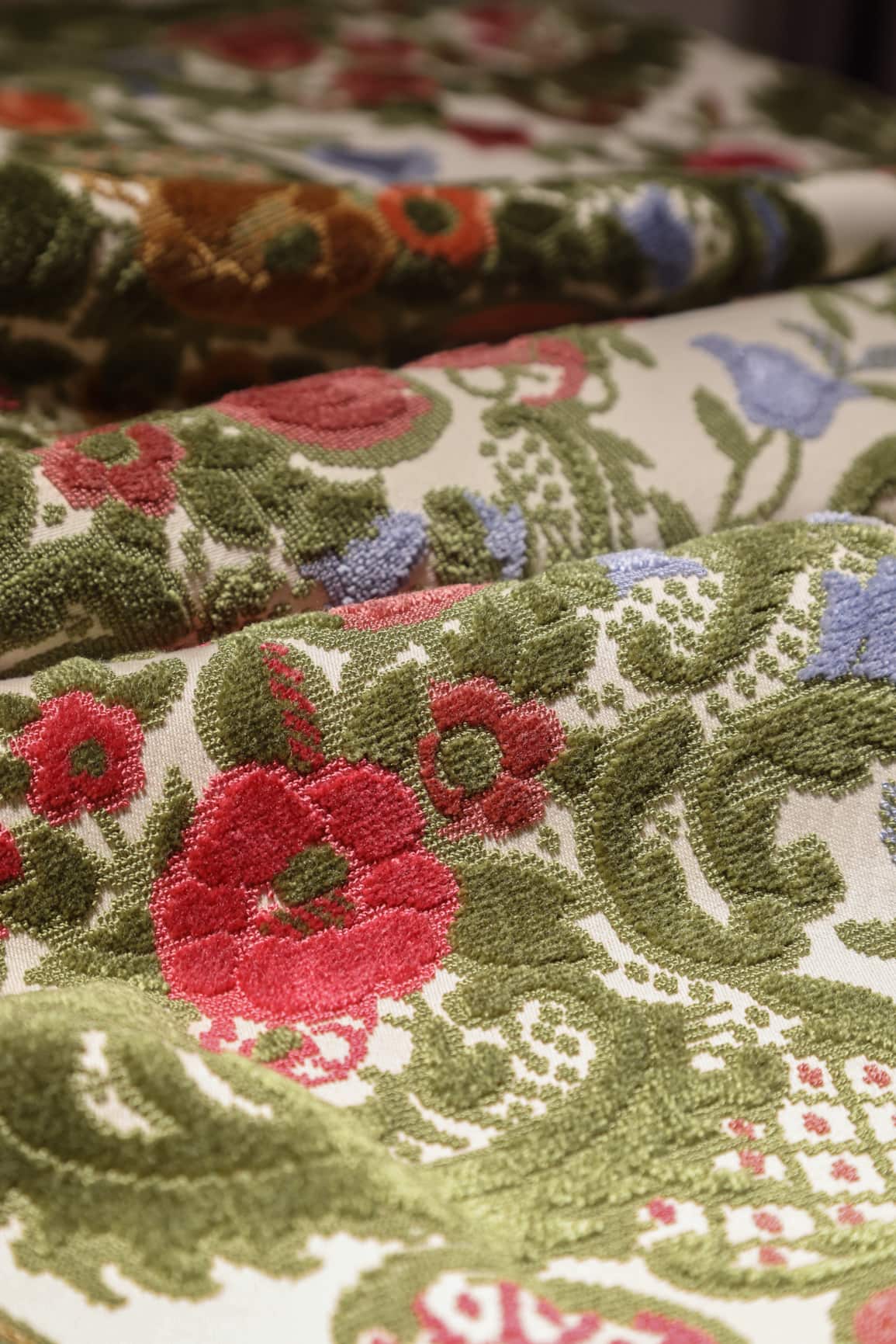 JBL Jacquard Velvet Customization Шарени цветни бесплатни примероци од ткаенина со исечени купови Луксузен домашен текстил за софа